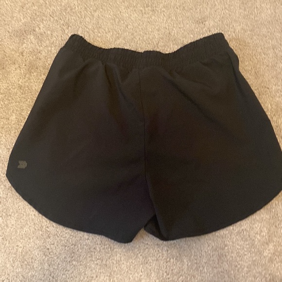 All in Motion Girls L (10-12) black shorts - Picture 2 of 2